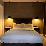 Deluxe 2-bed On Park Square, Leeds (West Yorkshire)