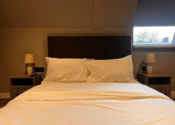 Apartamento Deluxe 2-bed On Park Square, *