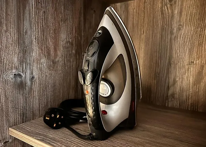 Deluxe 2-bed On Park Square, Apartamento *